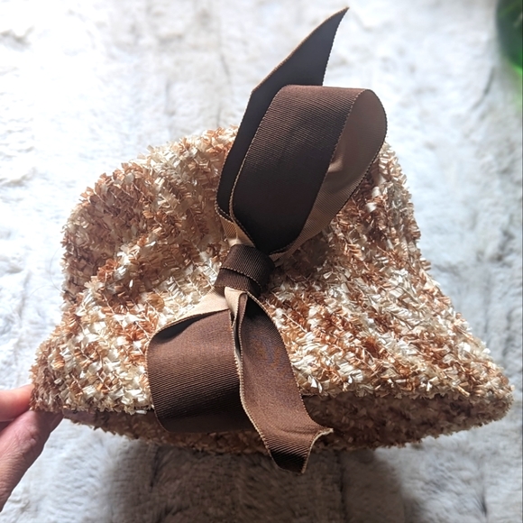 Vintage Accessories - Toasted Coconut Cake Hat